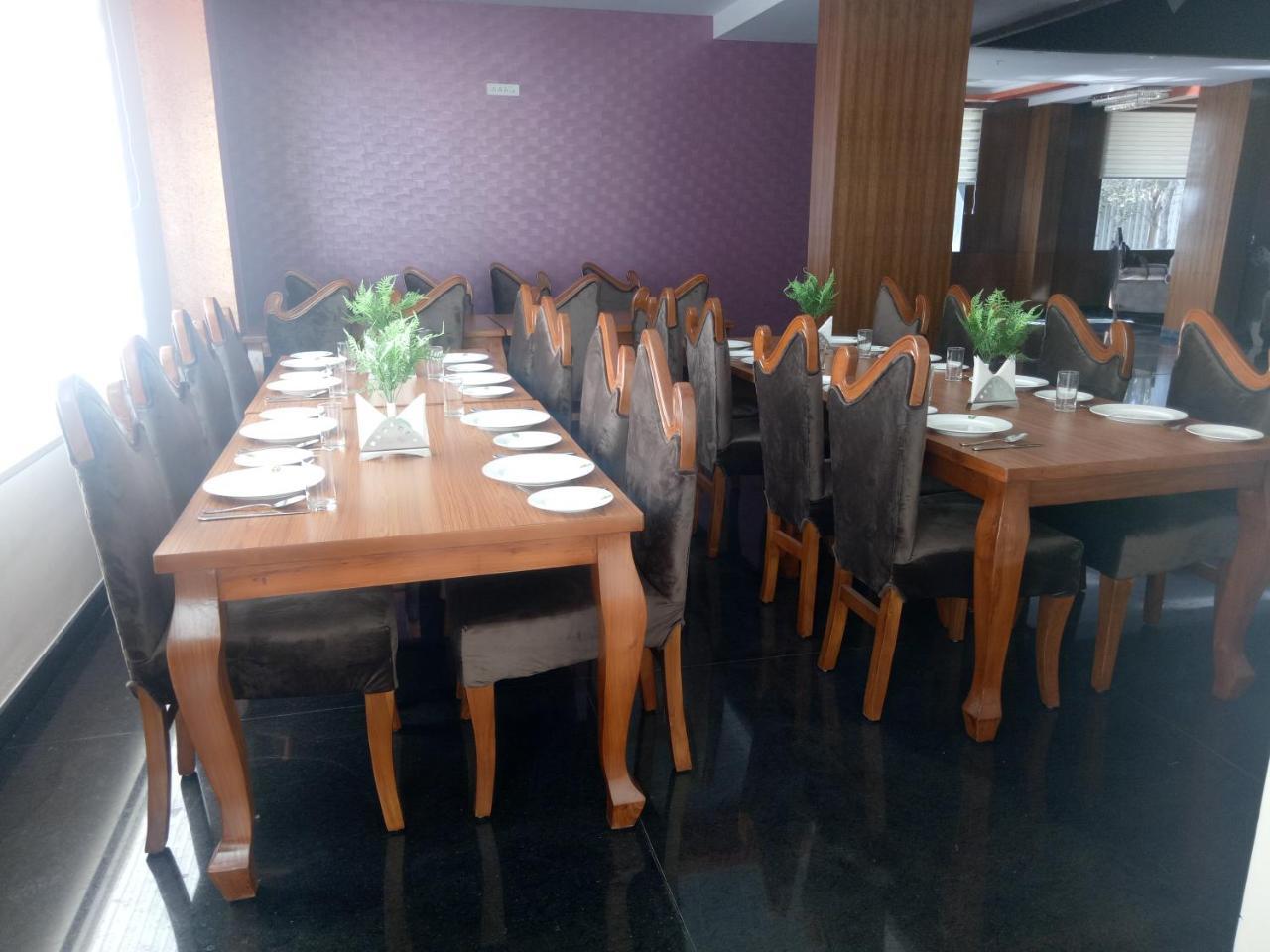 Npg Hotel Yelahanka Extérieur photo